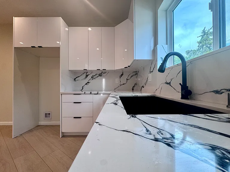 10789 Las Lunitas Ave #10787 — Photo 11