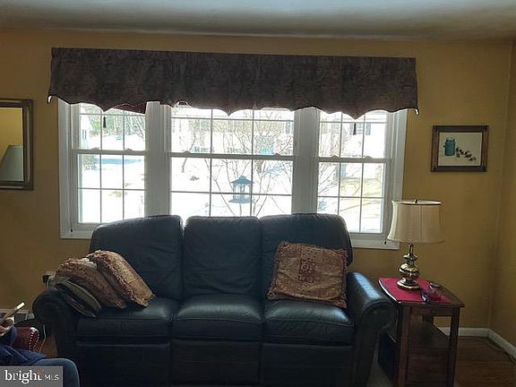 4th image of 16140 Kenny Rd