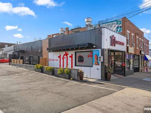 69-71 Ridgefield Ave, Ridgefield Park, NJ 07660