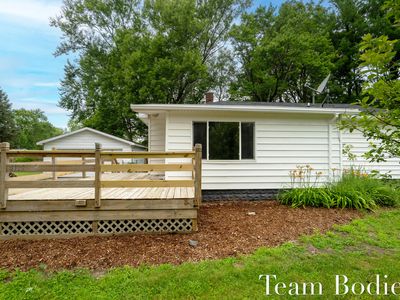 4115 Nazareth Rd, Kalamazoo, MI, 49004