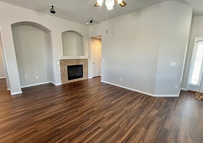 23687 E Bellewood Dr — Photo 5
