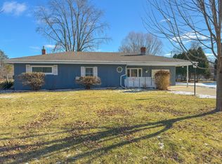 818 S Ridge Ln, Appleton, WI 54914