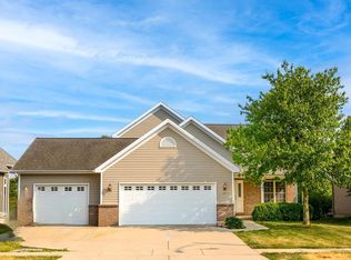 2299 Heather Ridge Dr, Normal, IL 61761