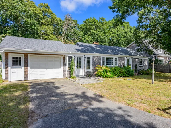 2 Beverly Lane, West Harwich, MA 02671