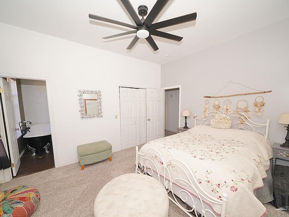 4th image of 1401 Michael Rd