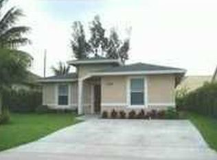 3556 Elizabeth St, Palm Springs, FL 33461