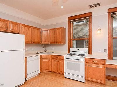 2nd image of 2025 W Shakespeare Ave APT 3