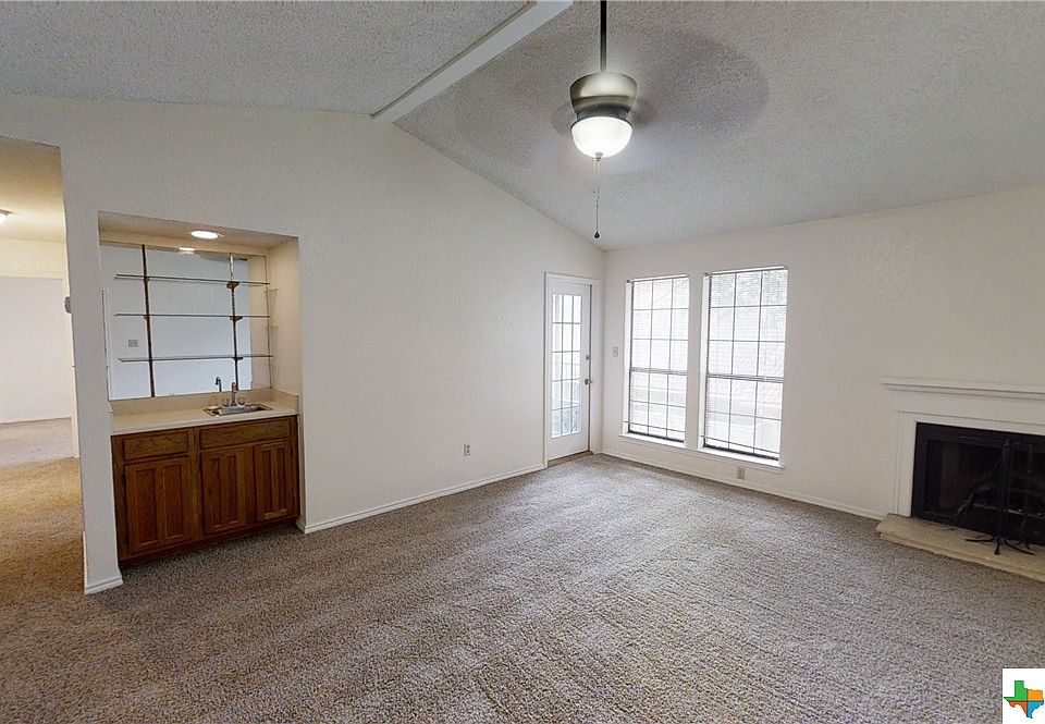 1202 Thorpe Ln APT 208, San Marcos, TX 78666 Zillow