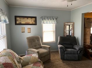 415 W Chestnut St, Troy, KS 66087