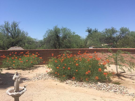 2nd image of 2461 N Avenida De La Lantana
