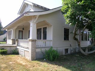 2212 7th St, Tillamook, OR 97141