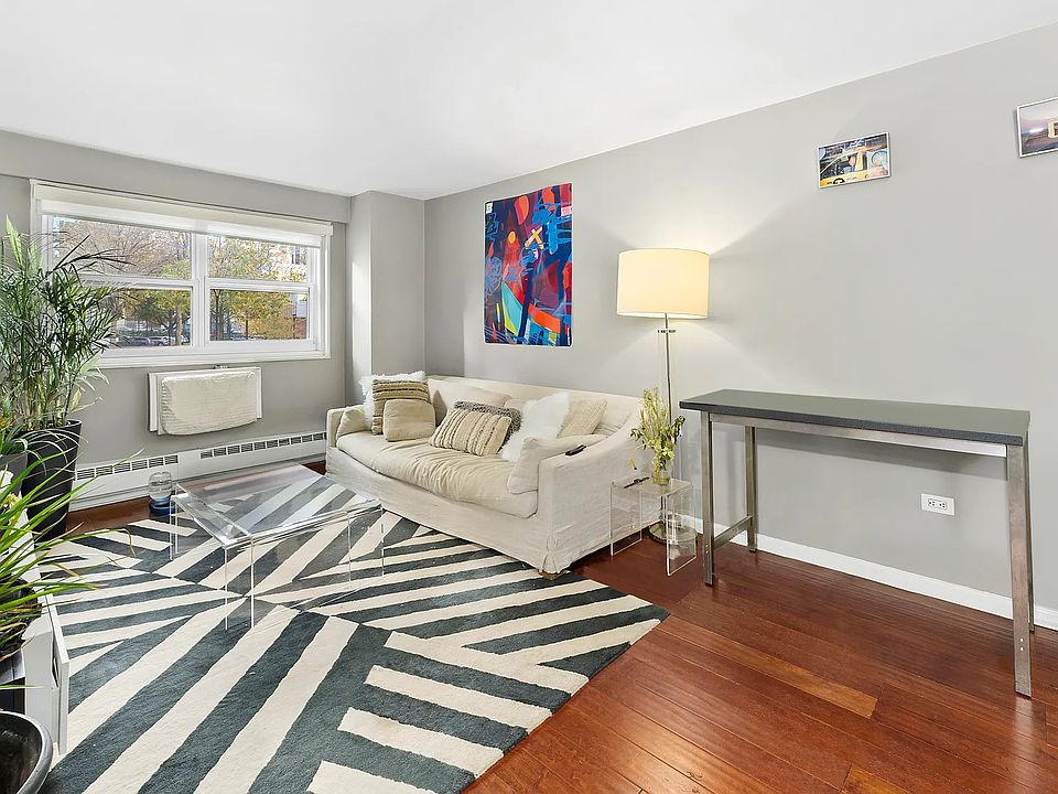 1st image of 191 Willoughby St APT 2N