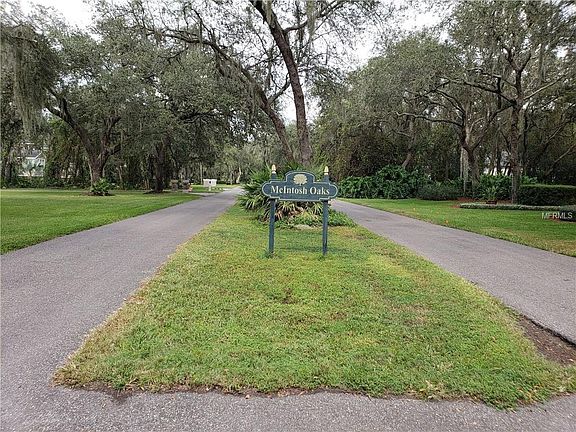 3rd image of 3517 McIntosh Oaks Ct