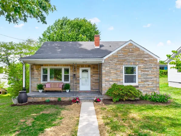 1023 Forest Hills Ave, Charlottesville, VA 22903