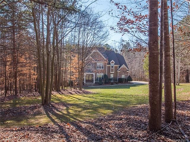 1st image of 158 Wildwood Cove Dr