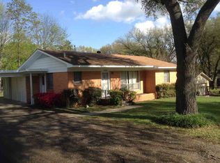 1202 Fox Ln, Longview, TX 75601