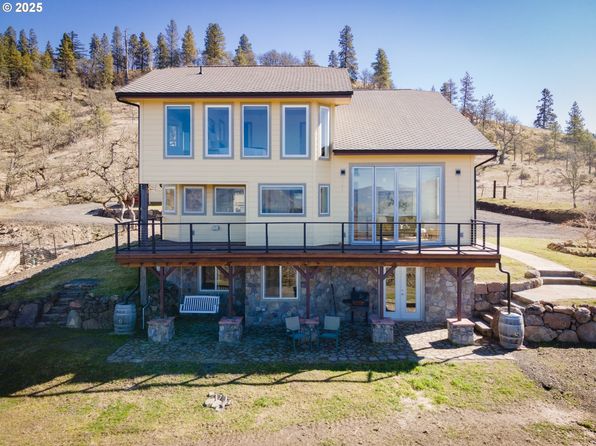 1642 Morgensen Rd, Mosier, OR 97040