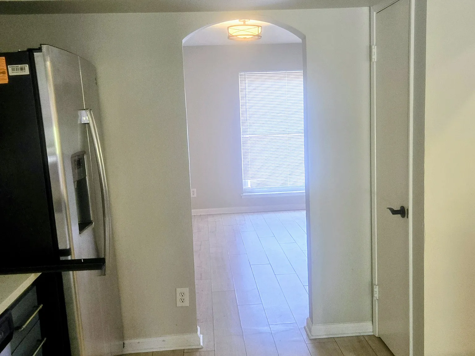 3165 Lockmoor Ln — Photo 4