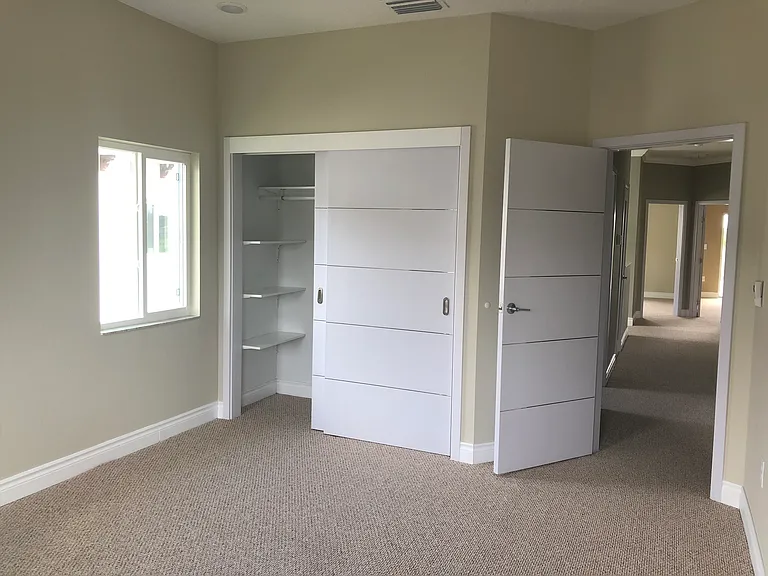 1927 Greenbriar Ter — Photo 27