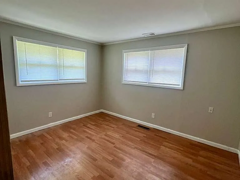 937 Lebon Dr — Photo 12
