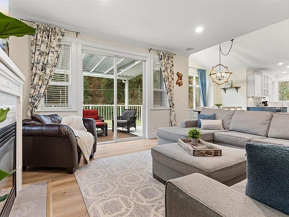 5th image of 43057 Vedder Mountain Rd