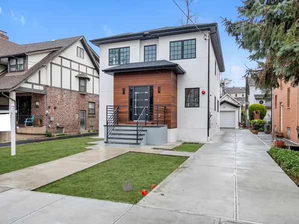 3369 164th Street, Flushing, NY 11358