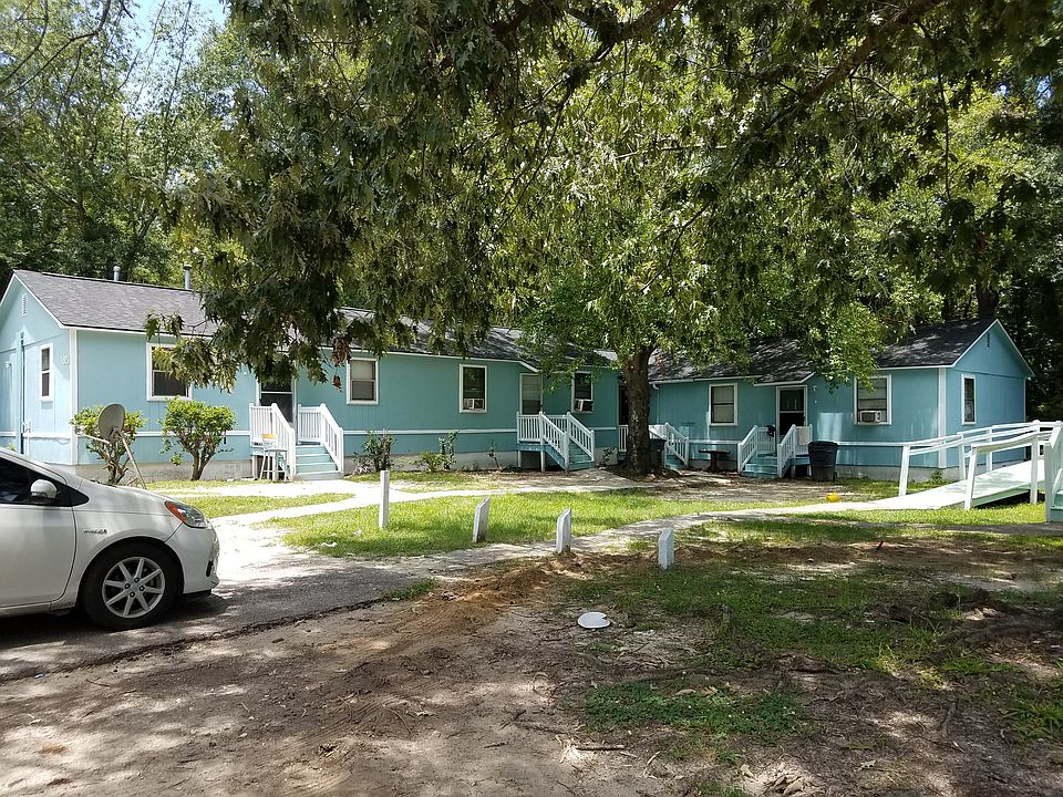 2nd image of 1924 Jason St APT B