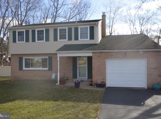 22 W Mount Kirk Ave, Eagleville, PA 19403