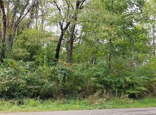 Deermont Ave SW, Massillon, OH 44647