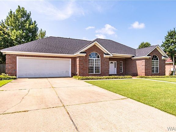 2nd image of 2625 Englewood Dr