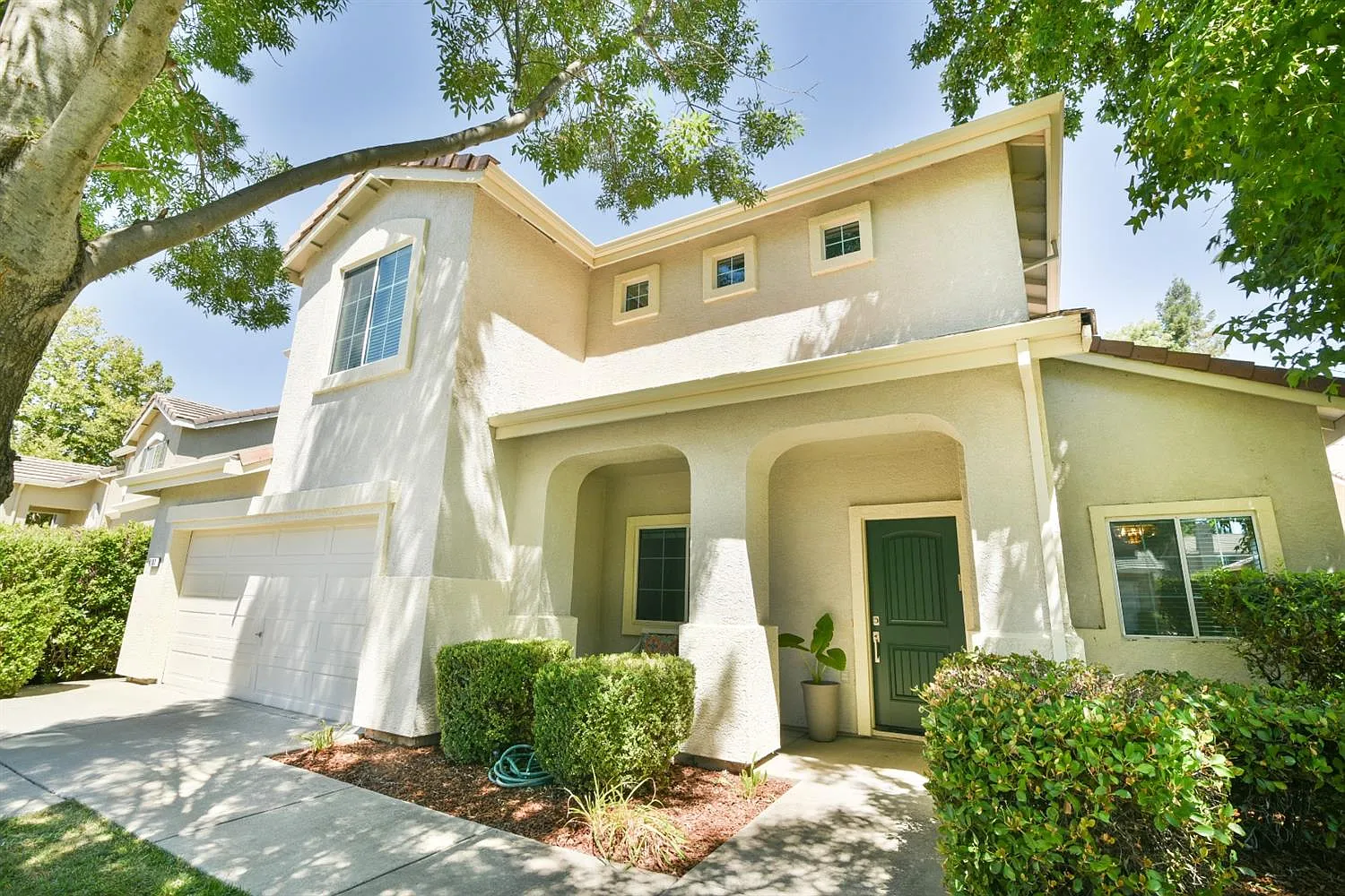 4107 Sand Harbour Ln photo 1