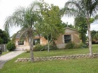6076 Francis Dr, Apollo Beach, FL 33572