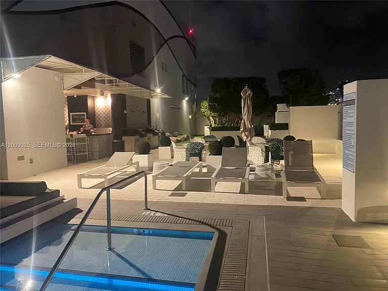 1010 Brickell Ave #2910 — Photo 28