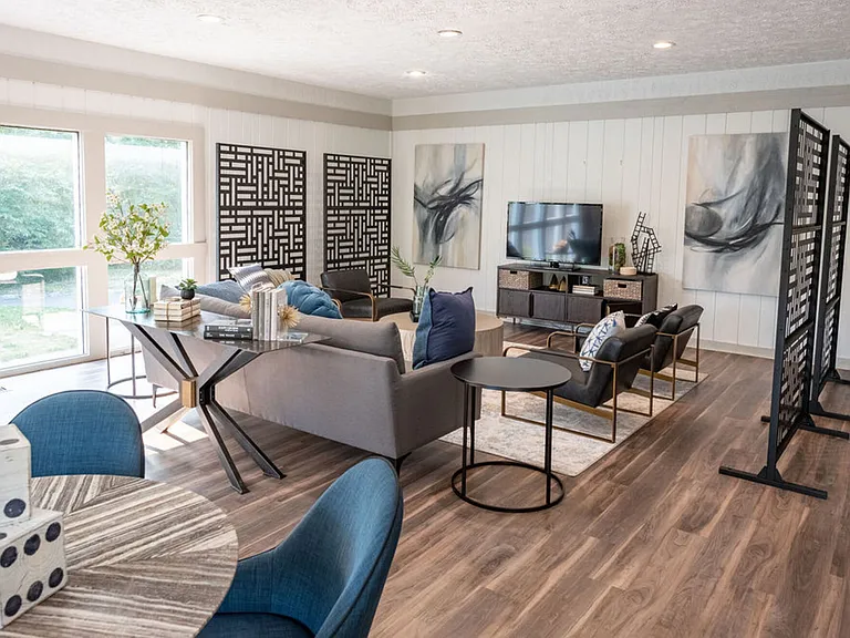 Eagle Creek by Spark Living — Photo 10