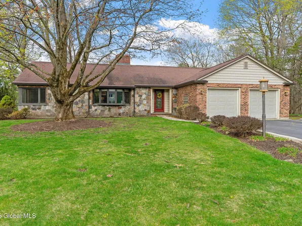 411 Oakridge Drive, Rotterdam, NY 12306