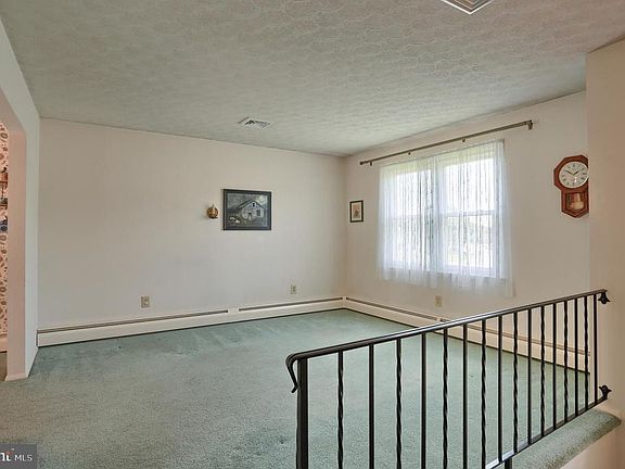 3rd image of 1556 Sholly Ave #L-0045