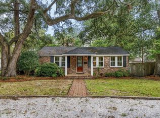 1138 Leesville St, North Charleston, SC 29405