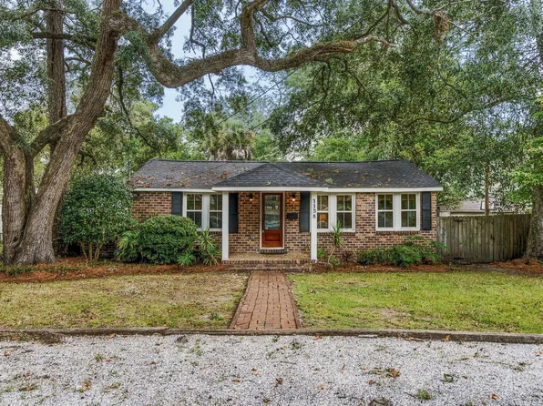1138 Leesville St, North Charleston, SC 29405