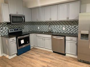 5158 Meadowlake Ln, Dunwoody, GA 30338
