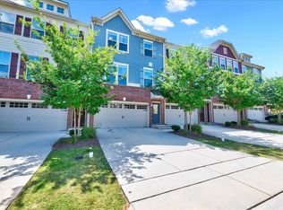 1008 Drayman Pl, Apex, NC 27502
