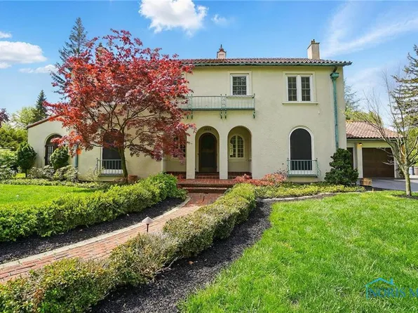 3405 Chestnut Hill Rd, Toledo, OH 43606