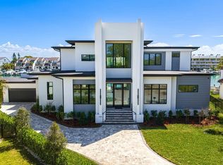 500 Barcelona Dr, Tierra Verde, FL 33715