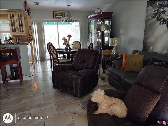 4th image of 1505 Providence Blvd