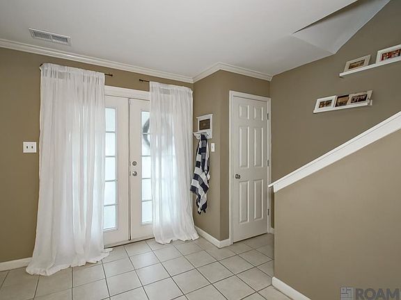 5th image of 42 Colleen Ct