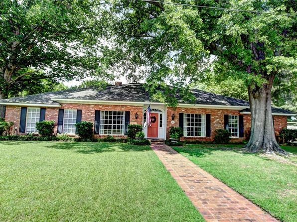912 Harling Ln, Natchitoches, LA 71457
