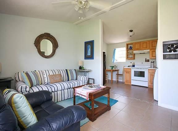 4th image of 8949 Jeannette St APT B