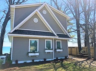 2830 N Lakeshore Rd, Carsonville, MI 48419