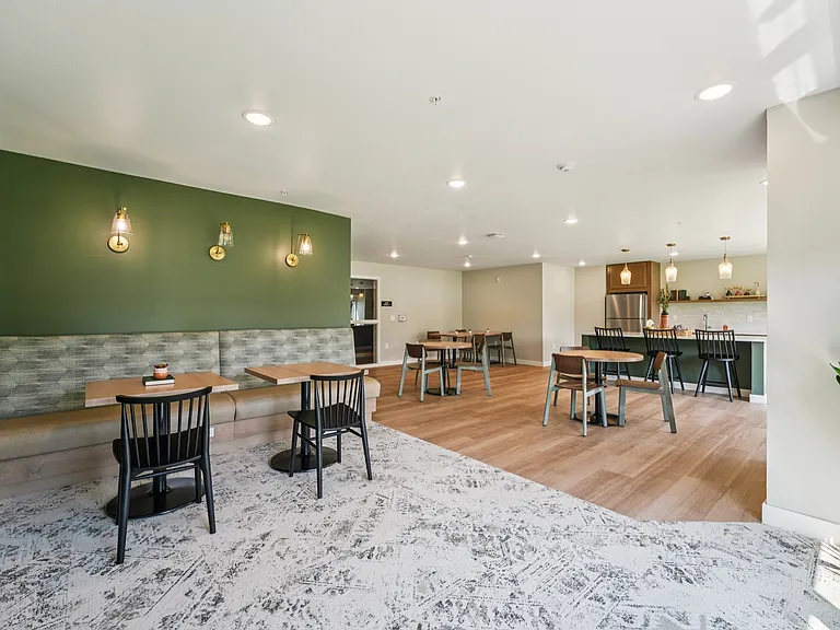 180 W Burnsville Pkwy — Photo 11