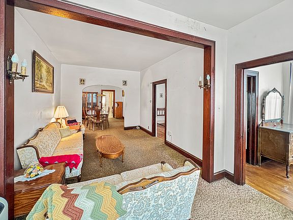4th image of 13026 S Houston Ave