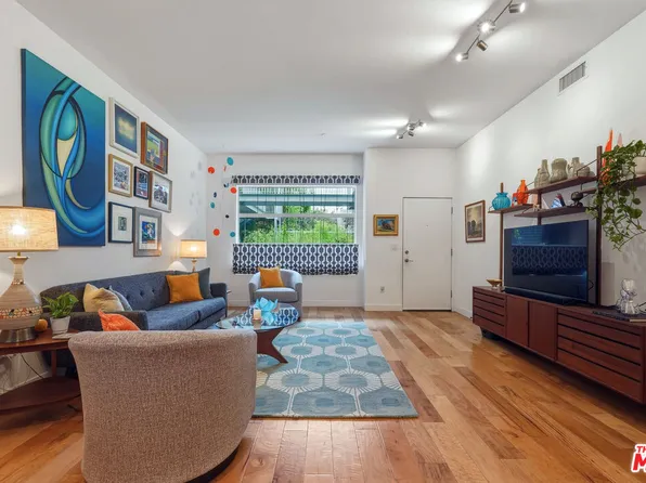 1050 N Gardner St Unit 3, West Hollywood, CA 90046